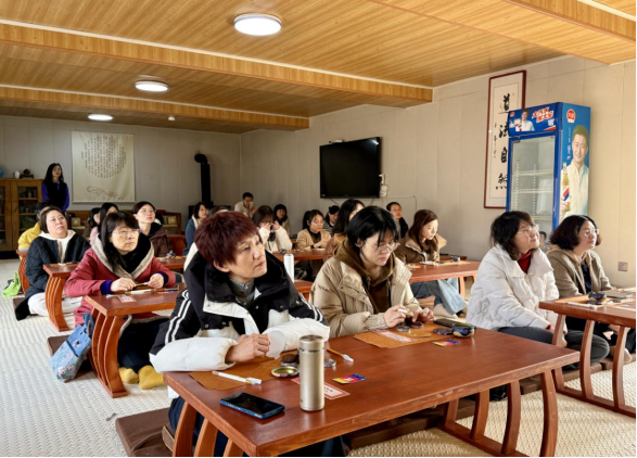 烟台市委党校“品非遗魅力 展巾帼风韵”手工香制作活动成功举办100.png